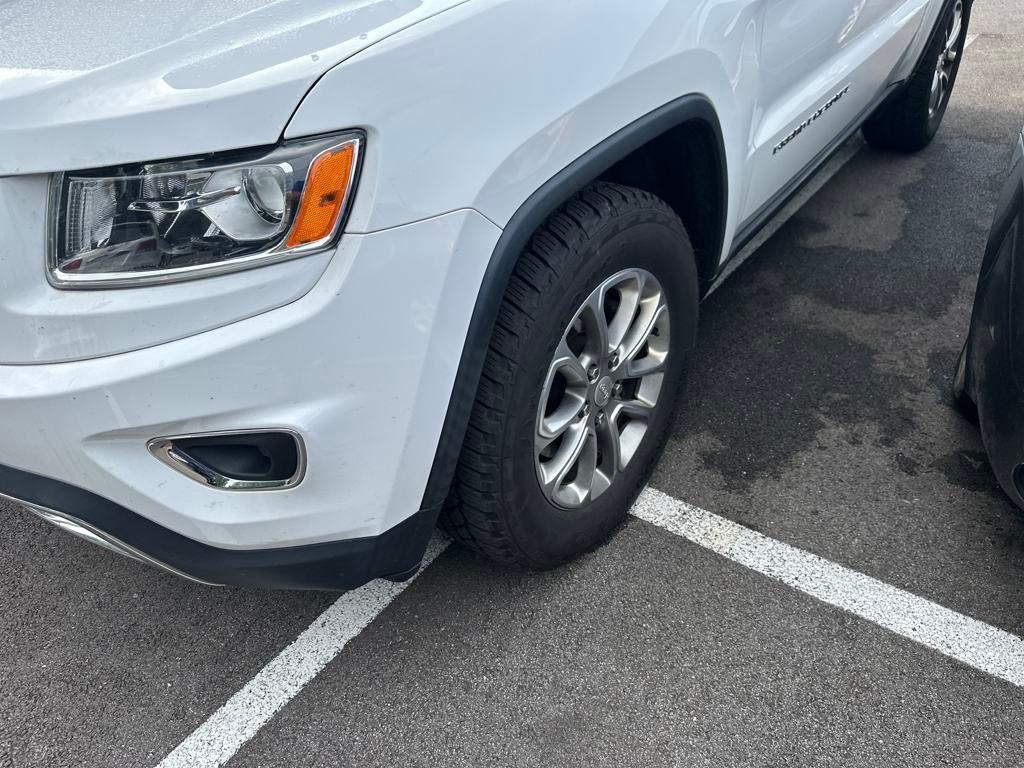 used 2015 Jeep Grand Cherokee car, priced at $14,500