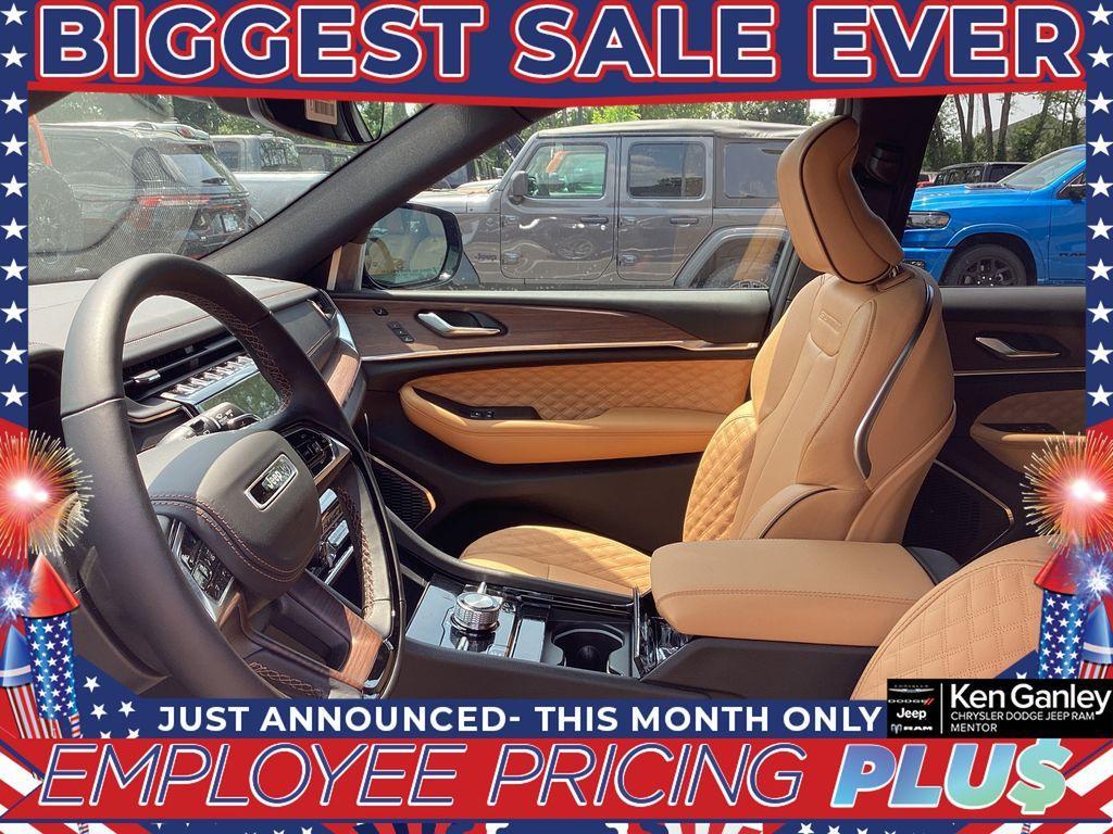 new 2025 Jeep Grand Cherokee car, priced at $57,875