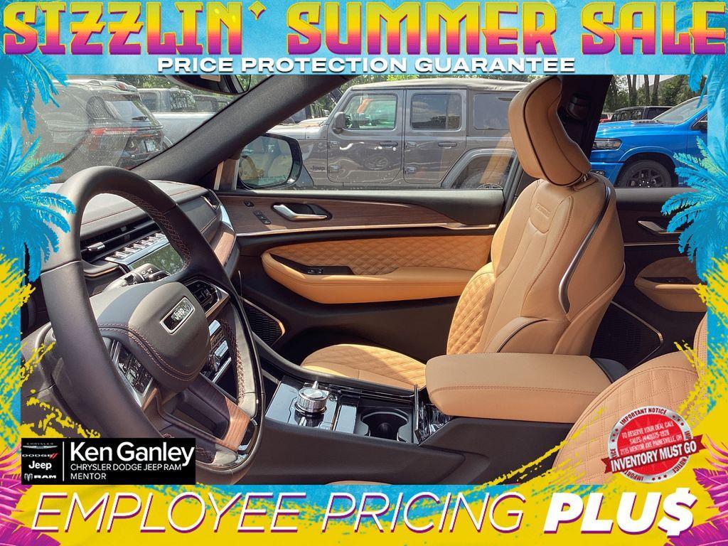 new 2025 Jeep Grand Cherokee car, priced at $57,725