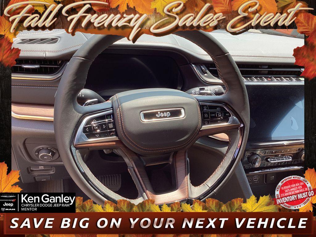 new 2025 Jeep Grand Cherokee car, priced at $49,747