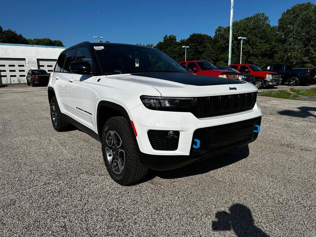 new 2023 Jeep Grand Cherokee 4xe car, priced at $39,999