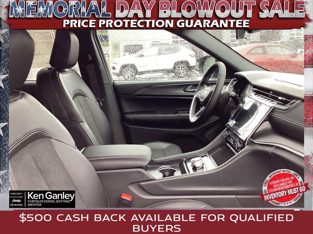 new 2025 Jeep Grand Cherokee L car, priced at $43,452