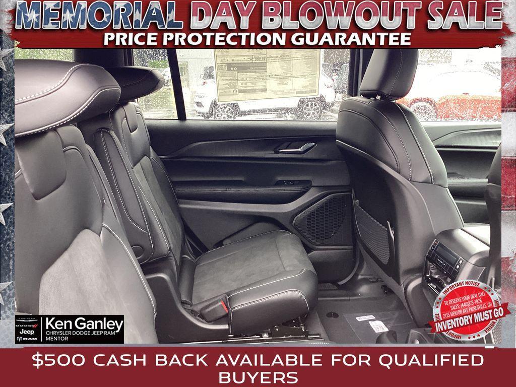 new 2025 Jeep Grand Cherokee L car, priced at $43,452