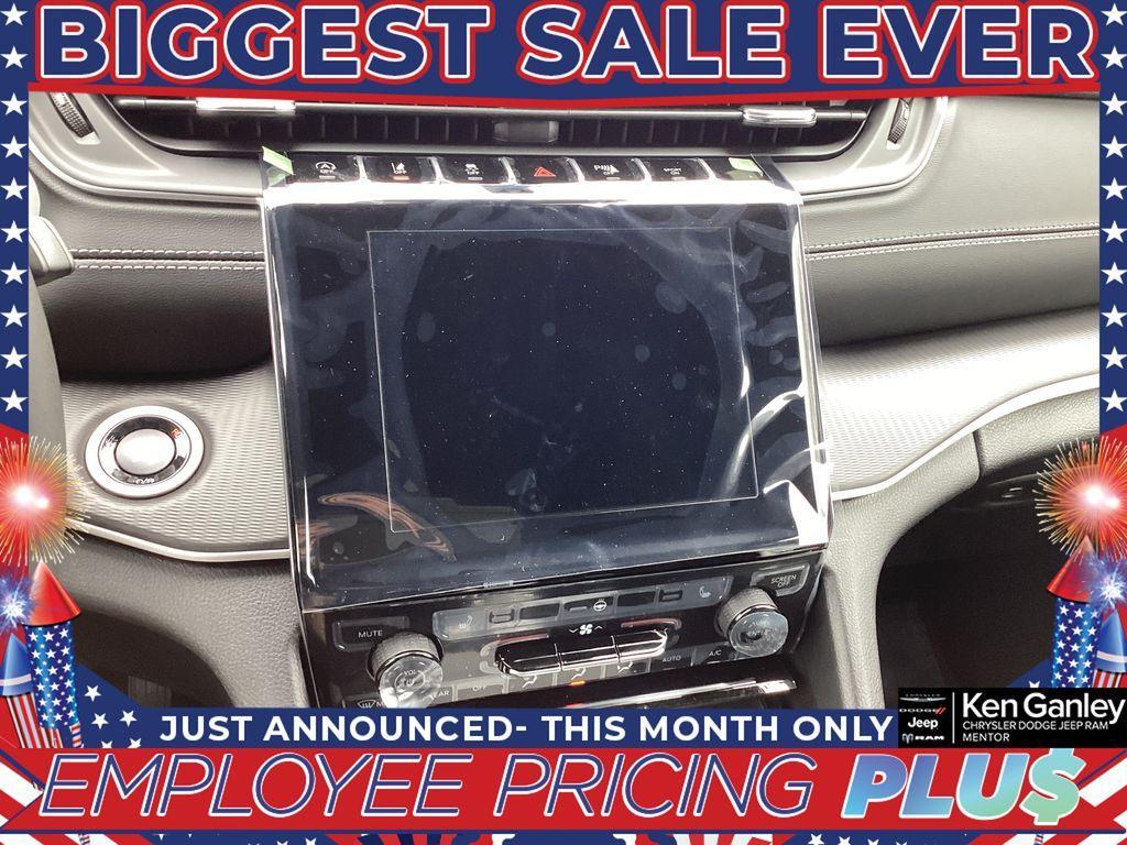 new 2025 Jeep Grand Cherokee L car, priced at $43,452
