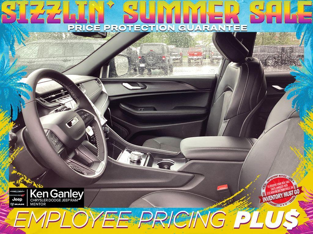 new 2025 Jeep Grand Cherokee L car, priced at $43,452