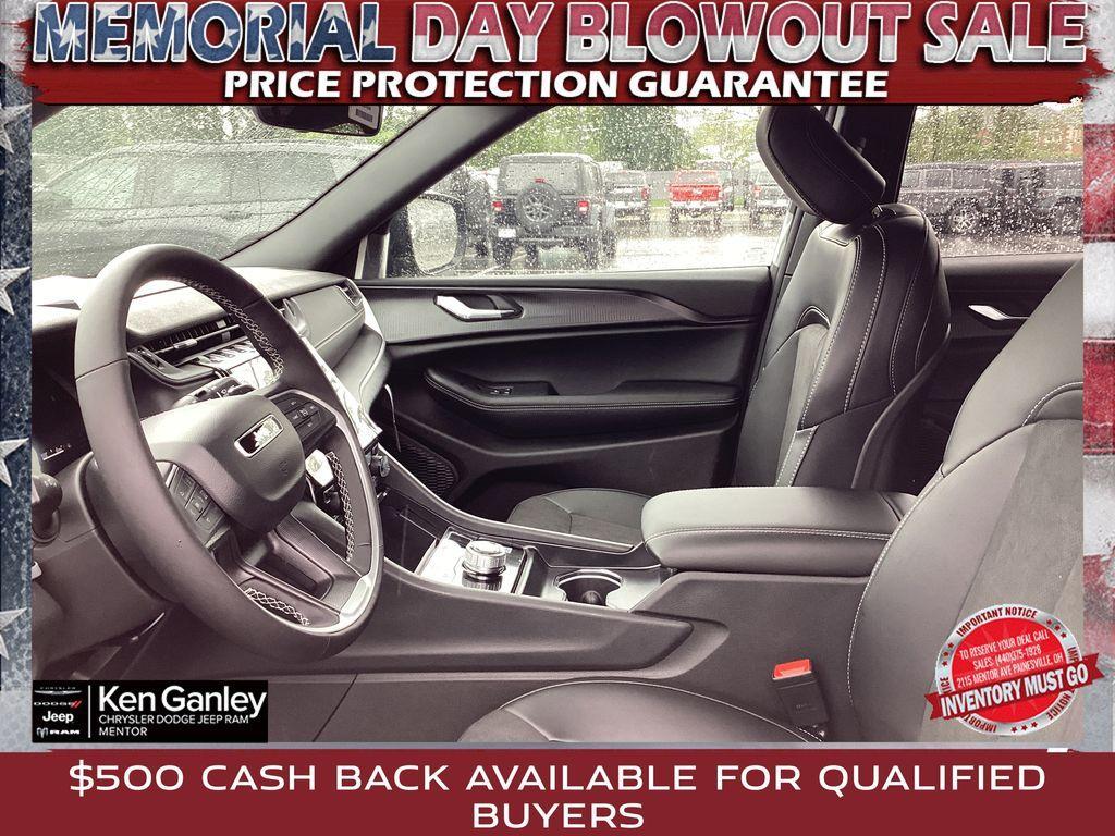 new 2025 Jeep Grand Cherokee L car, priced at $43,452