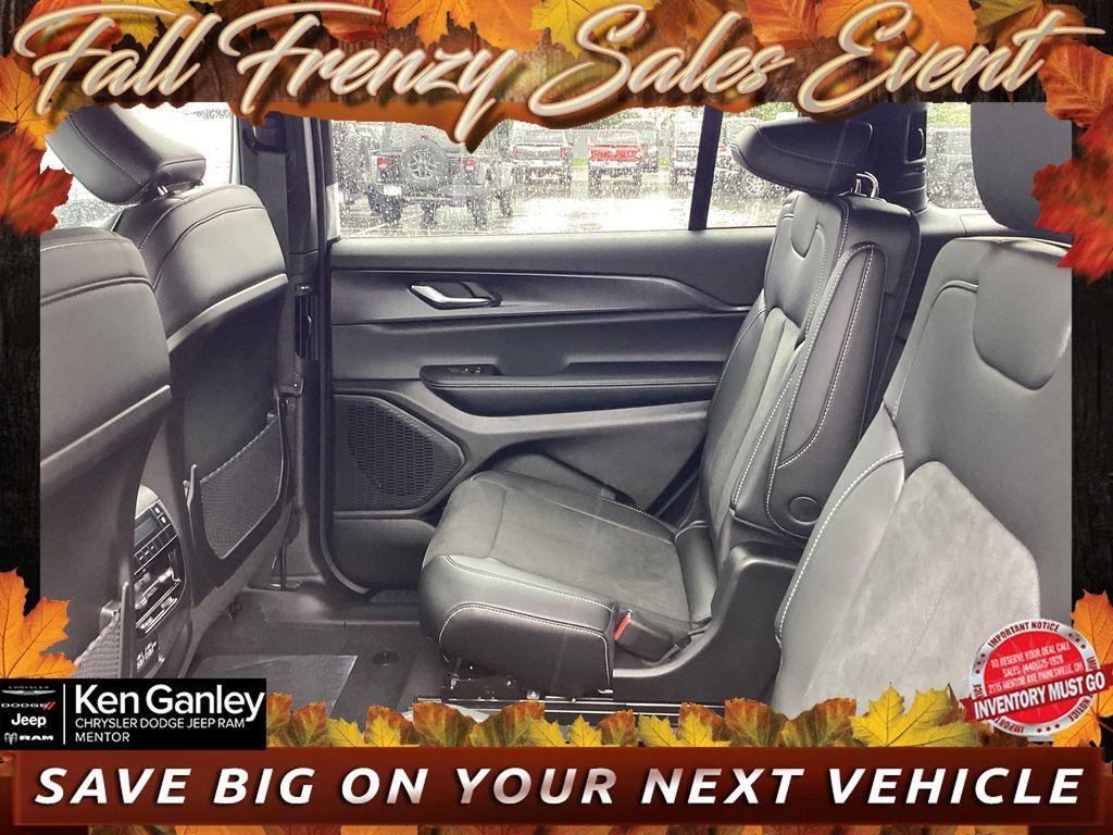 new 2025 Jeep Grand Cherokee L car, priced at $42,152