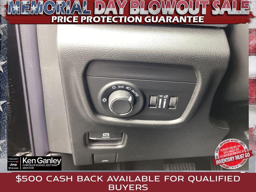 new 2025 Jeep Grand Cherokee L car, priced at $43,452