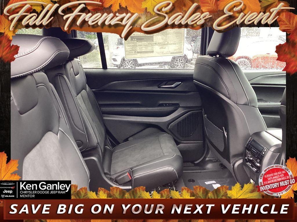 new 2025 Jeep Grand Cherokee L car, priced at $42,152