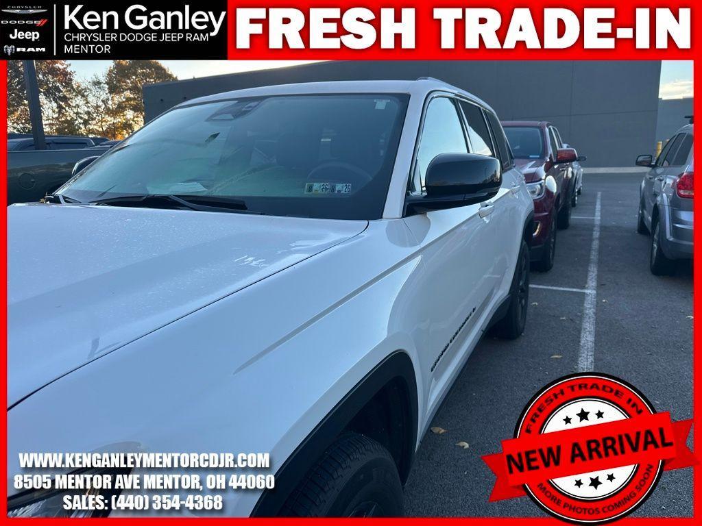 used 2024 Jeep Grand Cherokee car, priced at $32,900