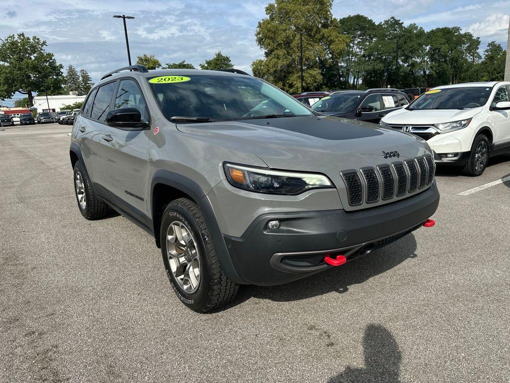 used 2023 Jeep Cherokee car, priced at $24,400