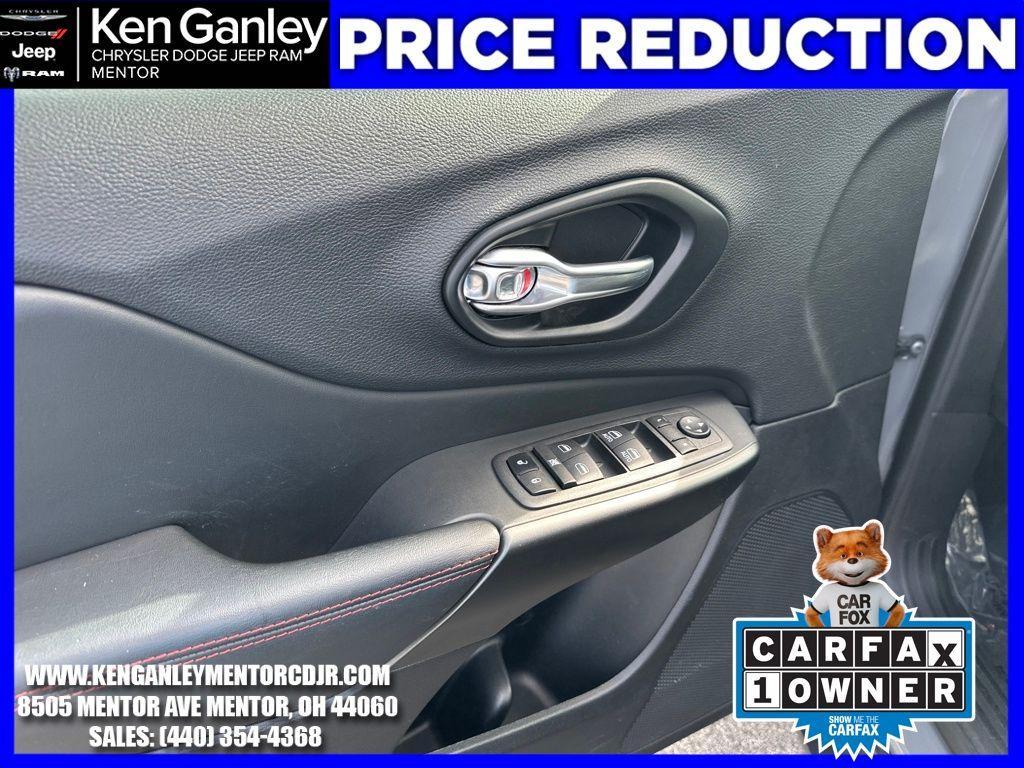 used 2023 Jeep Cherokee car, priced at $24,400