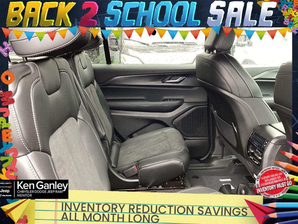 new 2025 Jeep Grand Cherokee L car, priced at $43,352