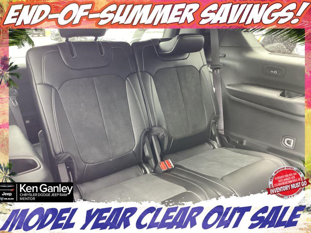 new 2025 Jeep Grand Cherokee L car, priced at $42,152