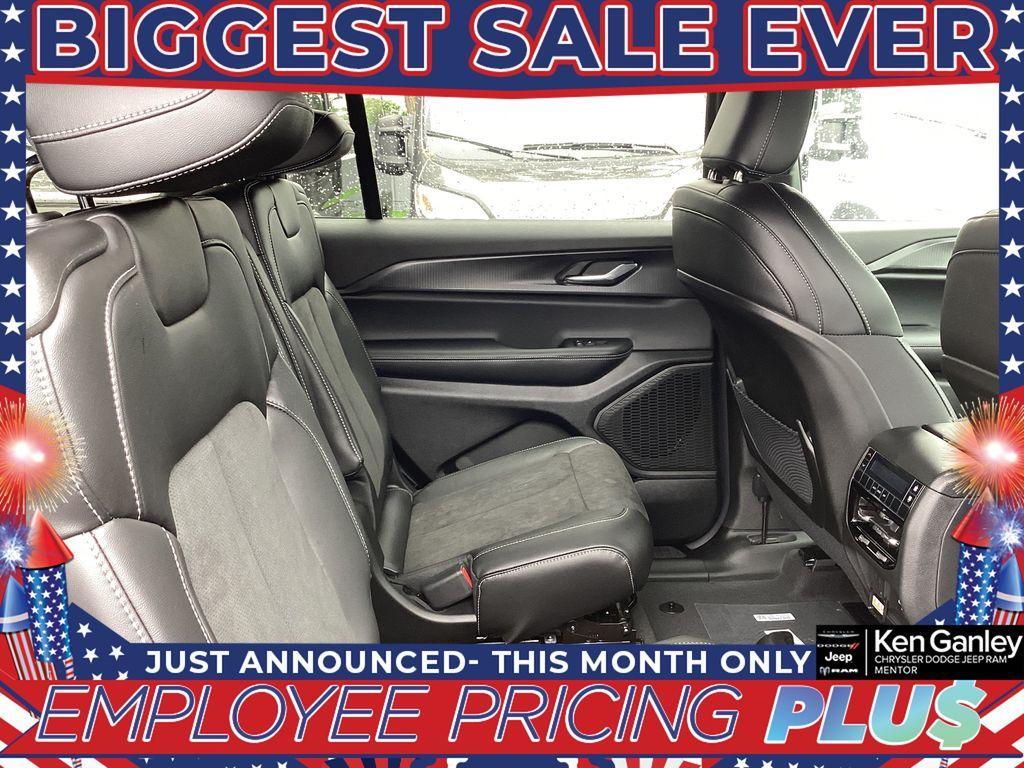 new 2025 Jeep Grand Cherokee L car, priced at $43,452