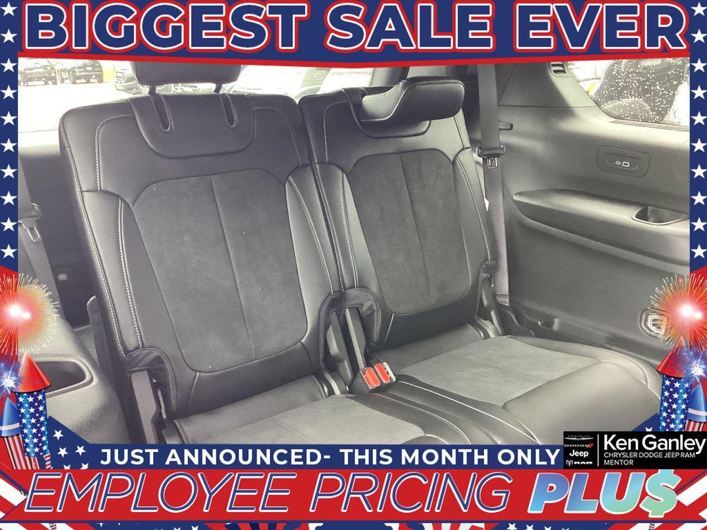 new 2025 Jeep Grand Cherokee L car, priced at $43,452