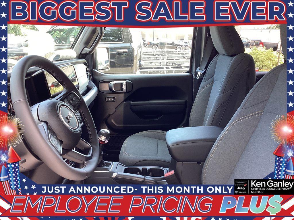 new 2025 Jeep Wrangler car, priced at $45,590
