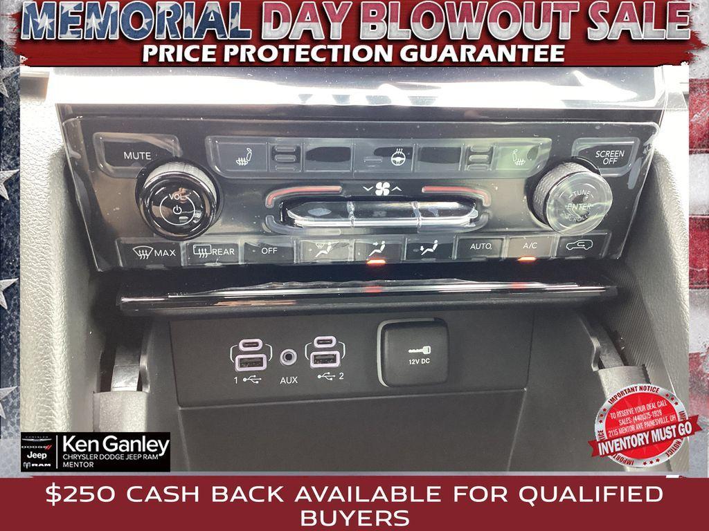 new 2025 Jeep Grand Cherokee car, priced at $42,186