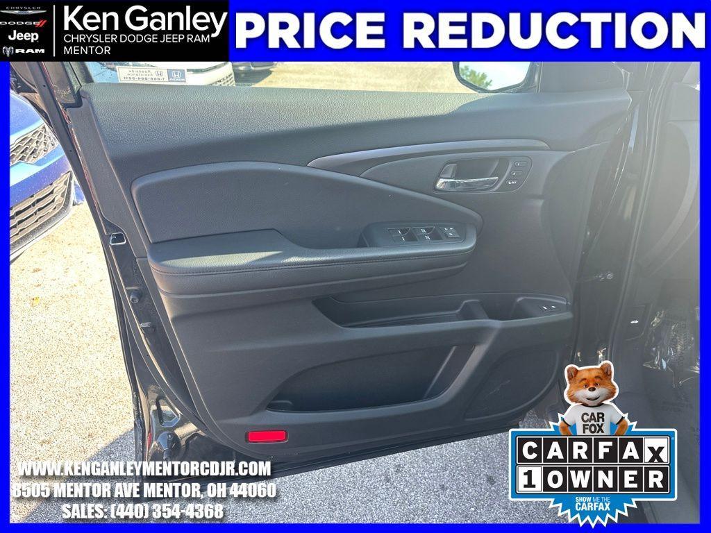 used 2022 Honda Pilot car, priced at $30,500