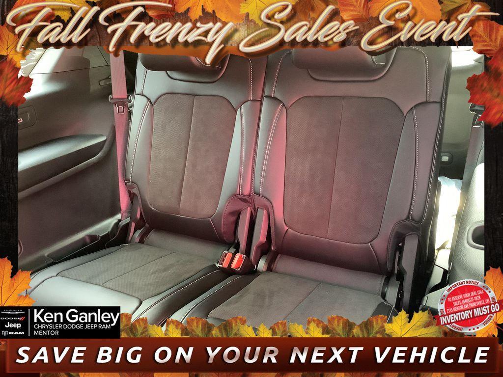 new 2025 Jeep Grand Cherokee L car, priced at $42,152
