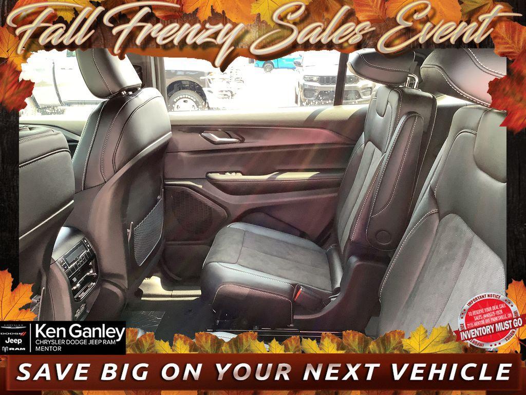 new 2025 Jeep Grand Cherokee L car, priced at $42,152