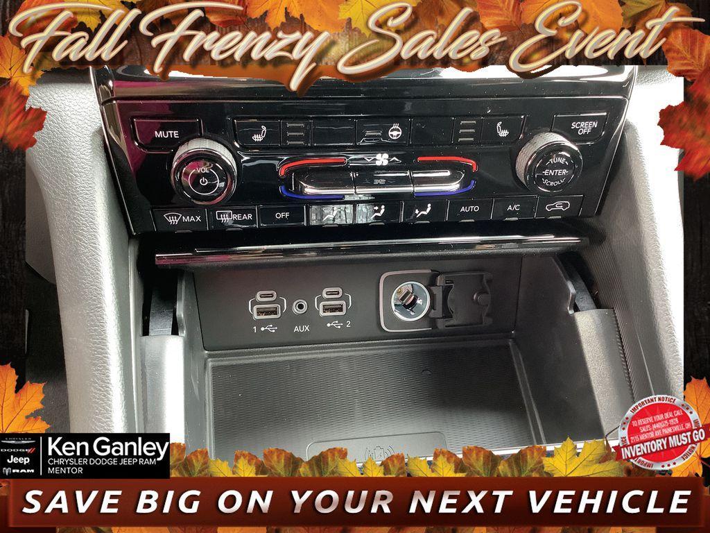 new 2025 Jeep Grand Cherokee L car, priced at $42,152