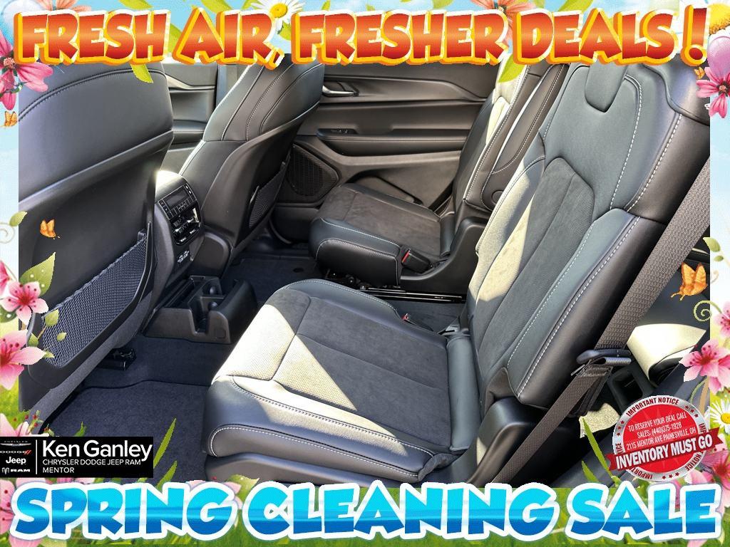 new 2025 Jeep Grand Cherokee L car, priced at $45,530