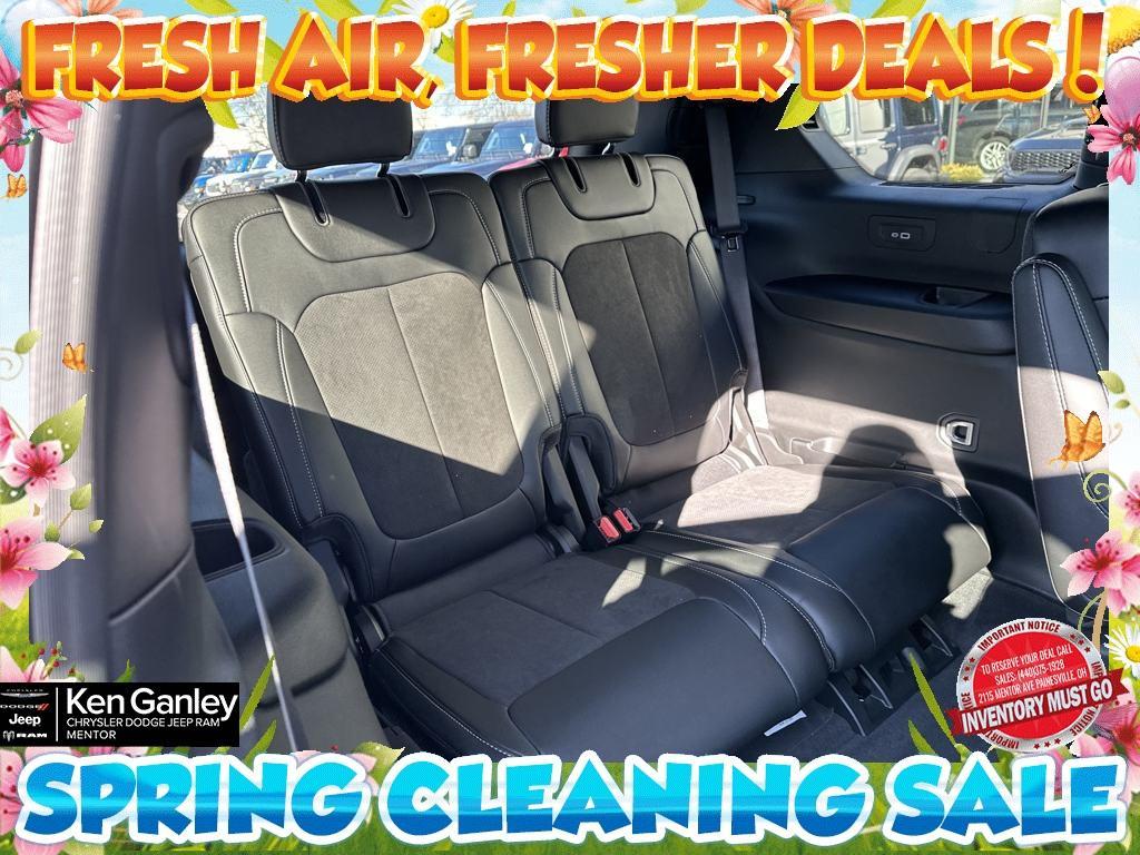 new 2025 Jeep Grand Cherokee L car, priced at $45,530