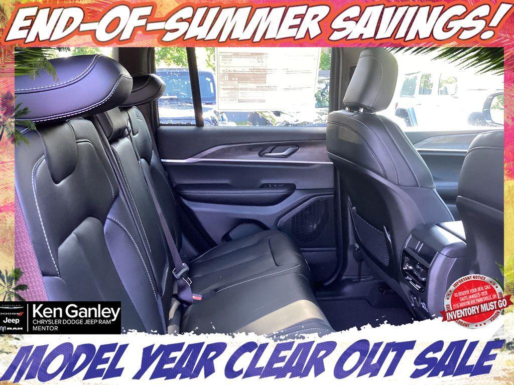 new 2025 Jeep Grand Cherokee car, priced at $52,697