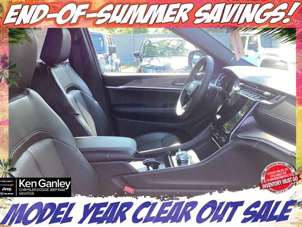 new 2025 Jeep Grand Cherokee car, priced at $52,697