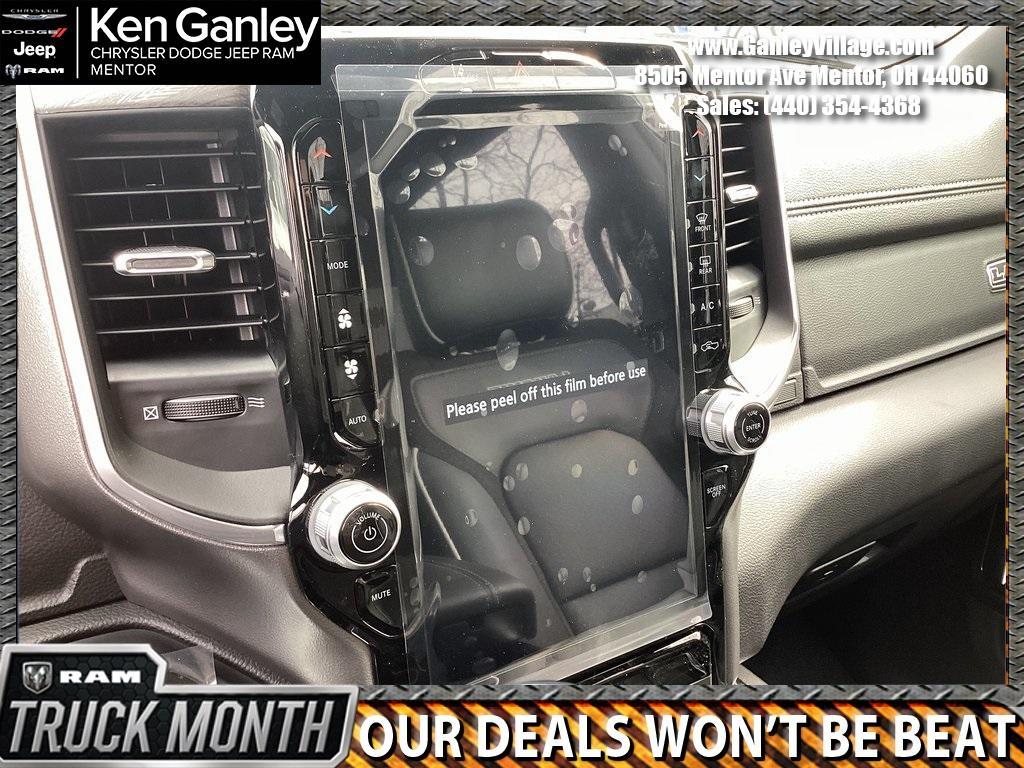 new 2025 Ram 1500 car, priced at $52,320