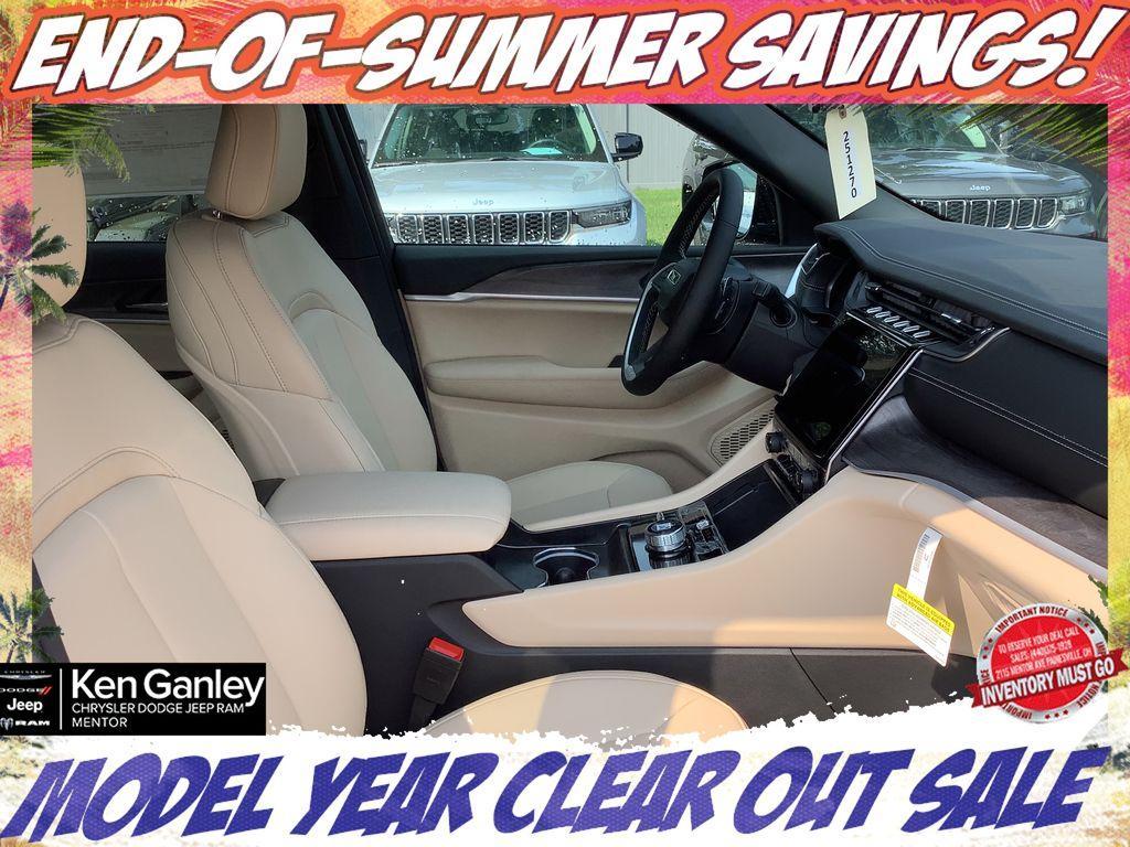 new 2025 Jeep Grand Cherokee car, priced at $43,851