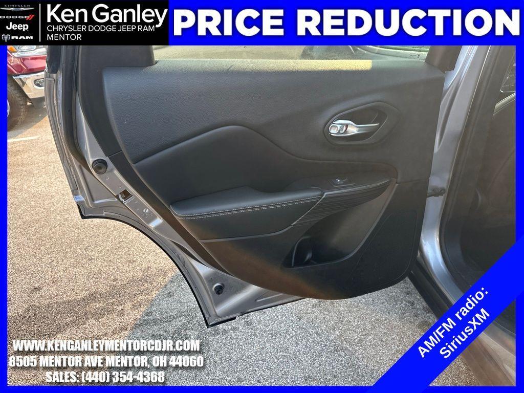 used 2014 Jeep Cherokee car, priced at $8,800