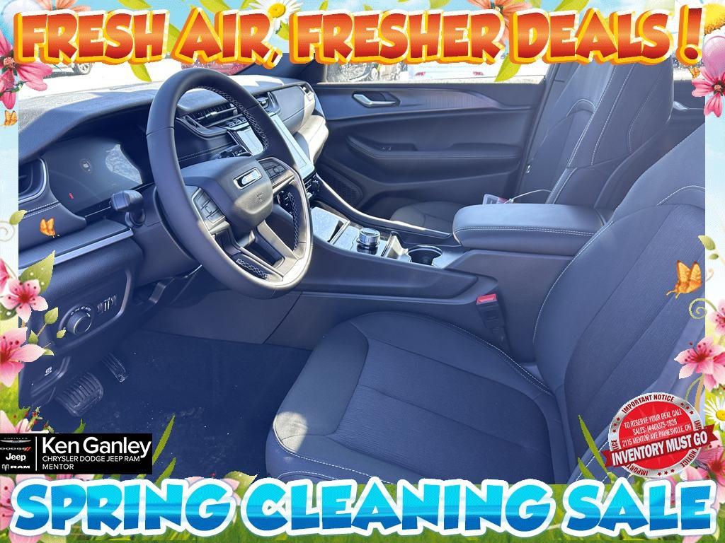new 2025 Jeep Grand Cherokee car, priced at $41,139