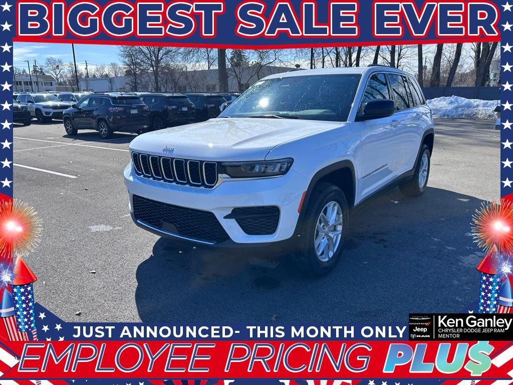 new 2025 Jeep Grand Cherokee car, priced at $38,019