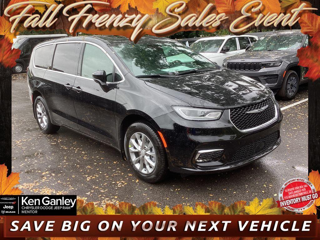 new 2026 Chrysler Pacifica car, priced at $45,917