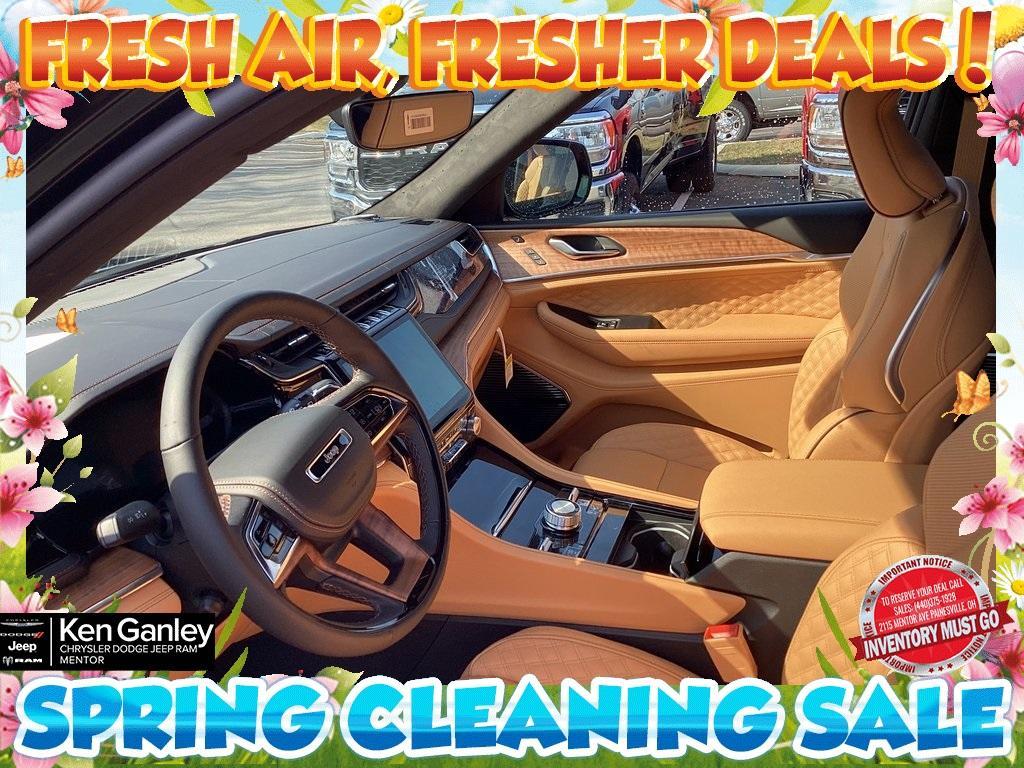 new 2025 Jeep Grand Cherokee car, priced at $61,557