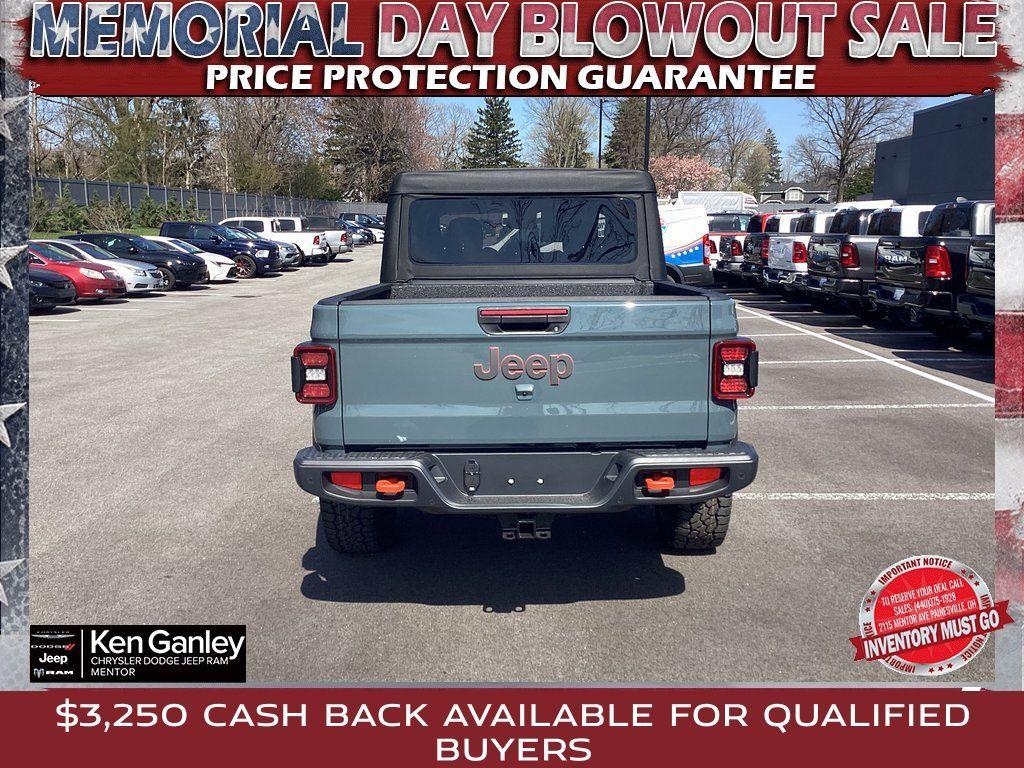 new 2025 Jeep Gladiator car, priced at $48,930