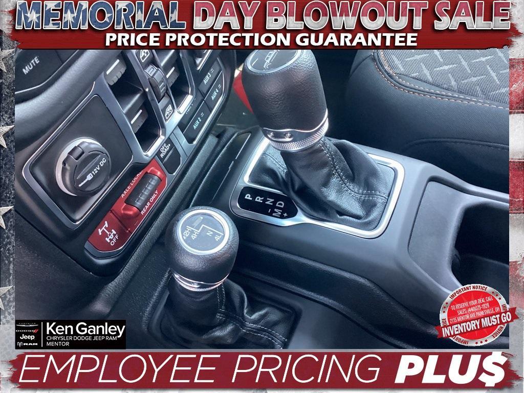 new 2025 Jeep Gladiator car, priced at $48,930