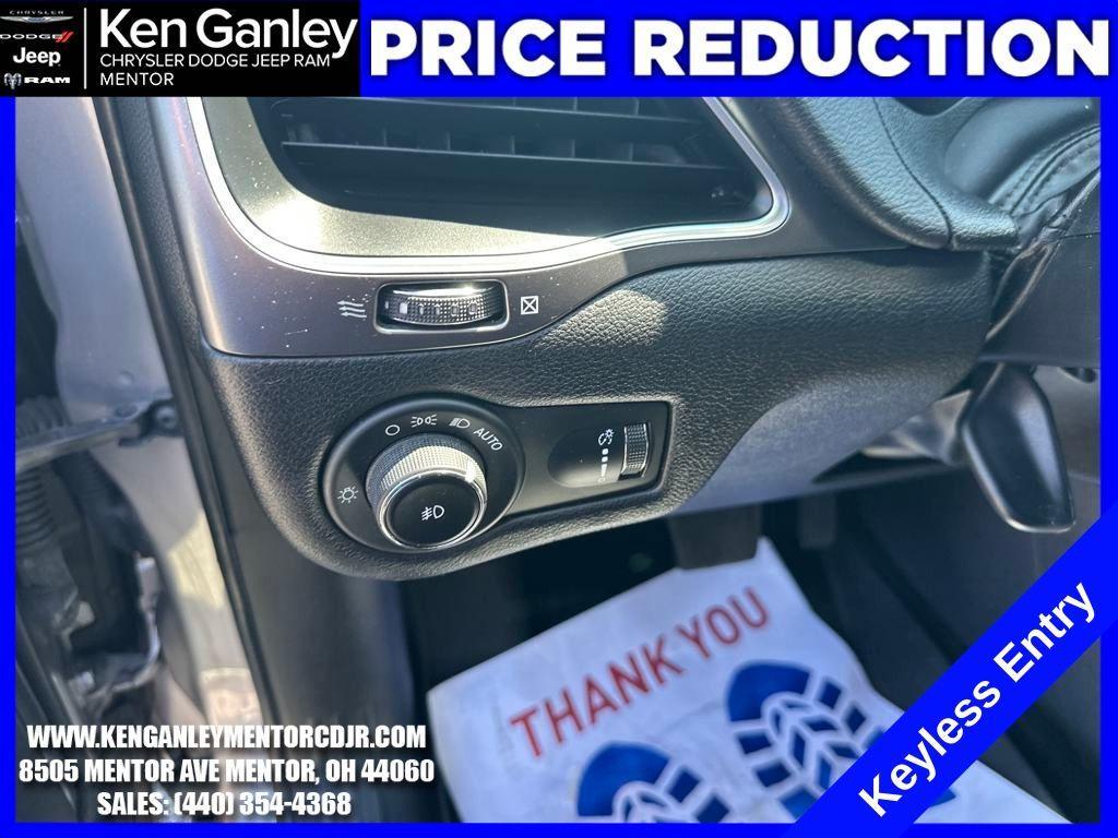 used 2019 Jeep Cherokee car, priced at $15,900