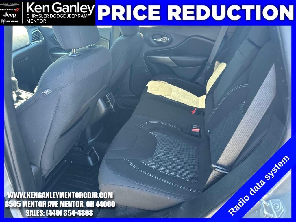 used 2019 Jeep Cherokee car, priced at $15,900