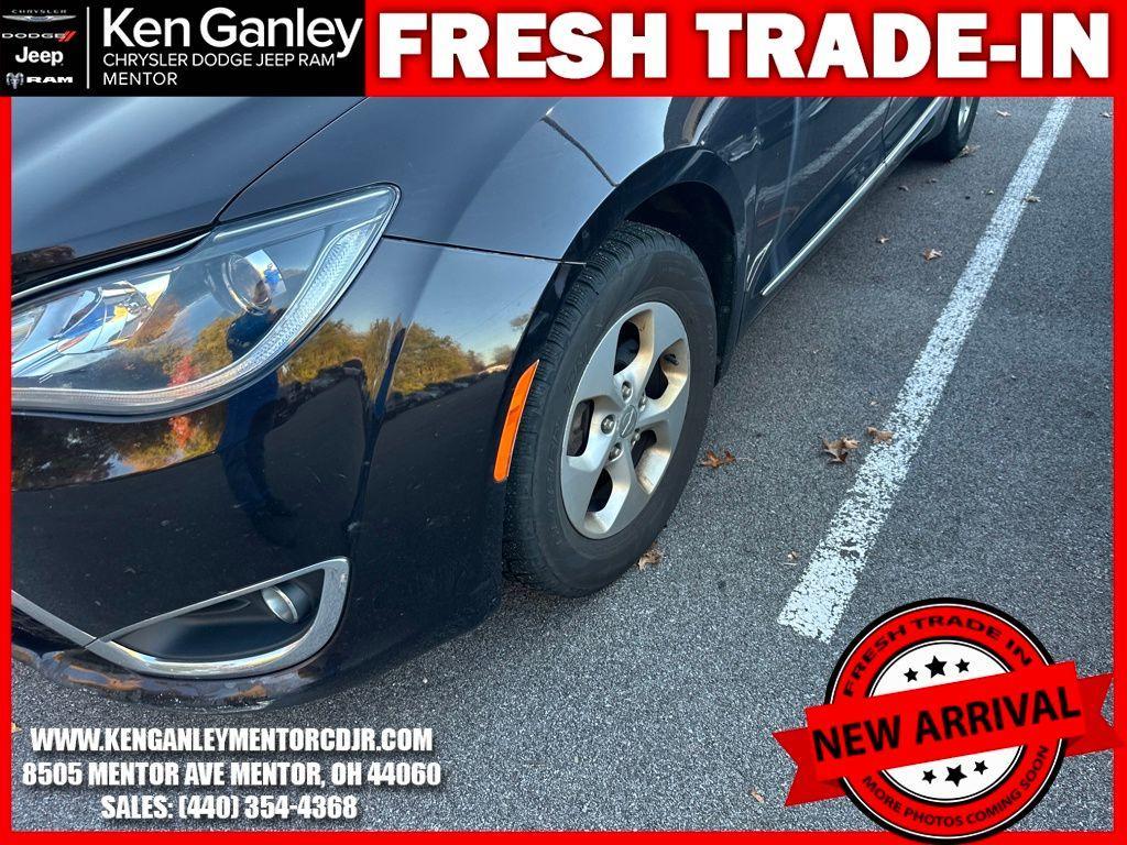 used 2017 Chrysler Pacifica car, priced at $9,999