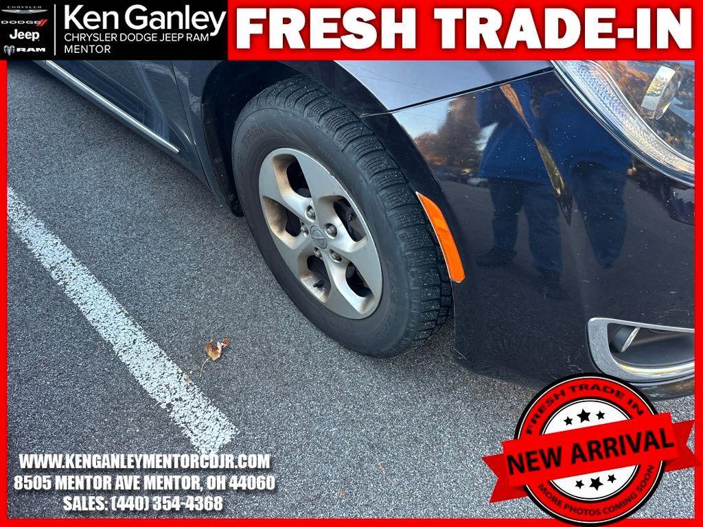 used 2017 Chrysler Pacifica car, priced at $9,999