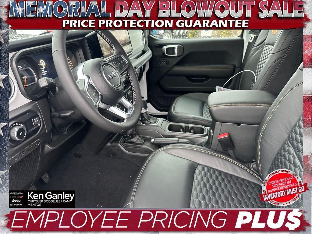 new 2025 Jeep Wrangler car, priced at $47,819
