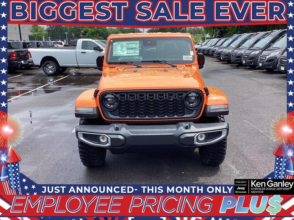 new 2025 Jeep Gladiator car, priced at $49,467