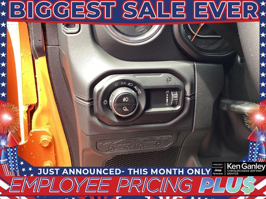 new 2025 Jeep Gladiator car, priced at $49,467