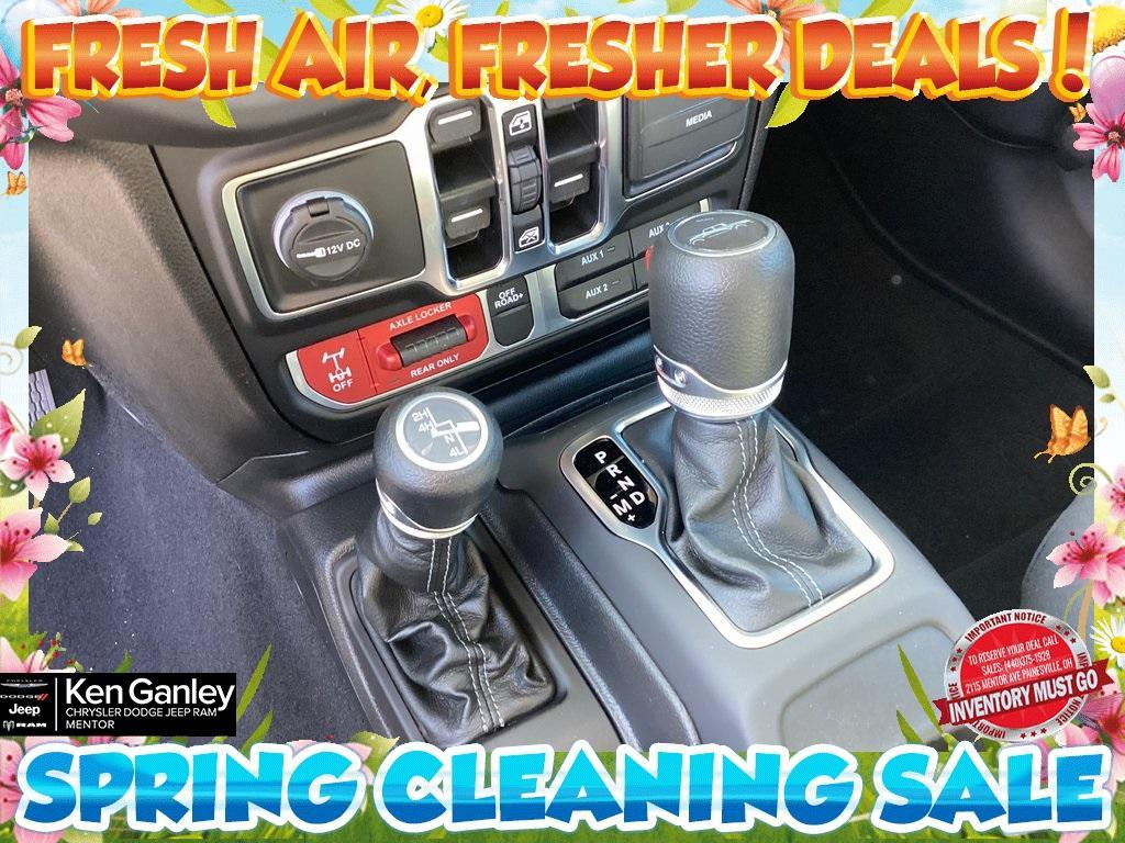 new 2025 Jeep Gladiator car, priced at $50,182