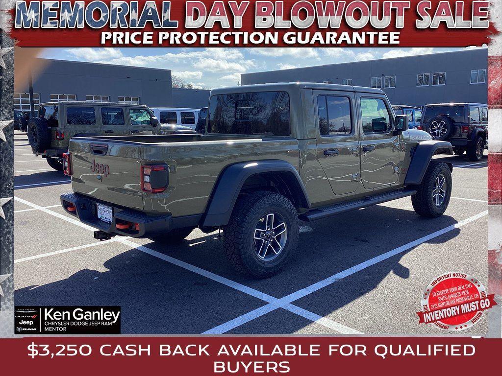 new 2025 Jeep Gladiator car, priced at $49,270