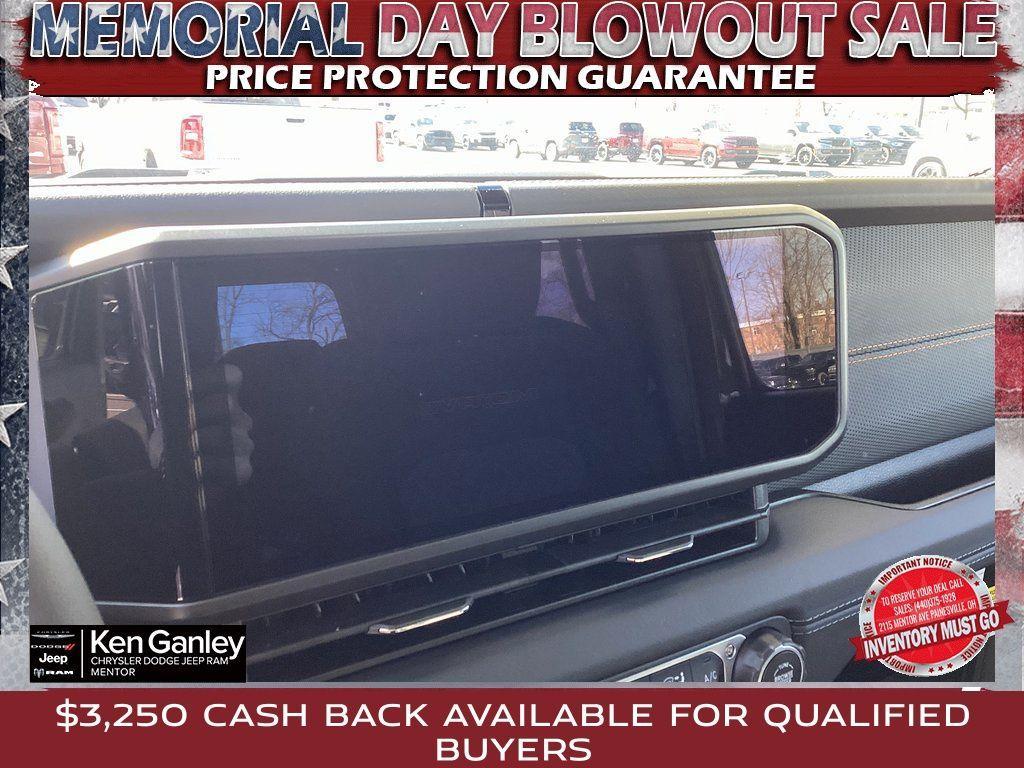 new 2025 Jeep Gladiator car, priced at $49,270