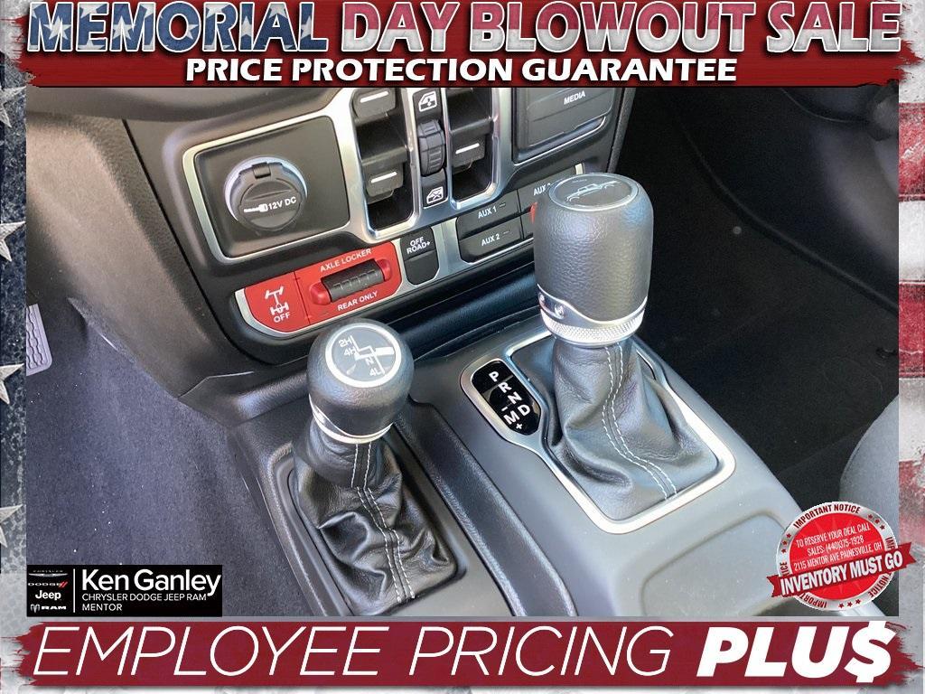 new 2025 Jeep Gladiator car, priced at $49,270